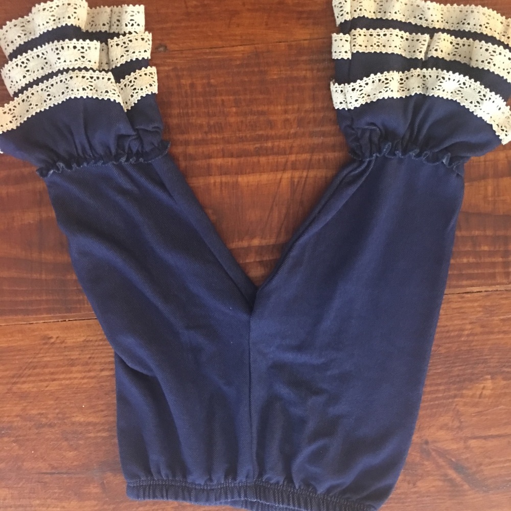 Girls boutique ruffle Capri pants size 6/7